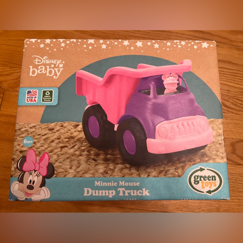 Minnie Mouse dump truck